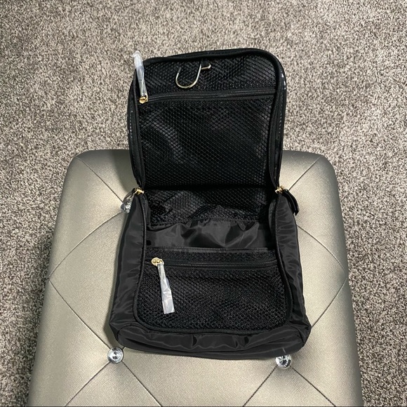 VS Travel Set - Picture 3 of 7